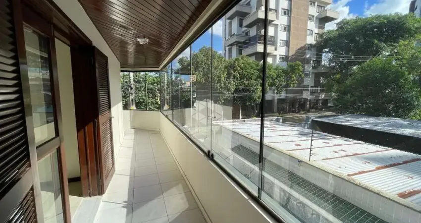 Apartamento 3 dormitórios, no Bairro Marechal Rondon em Canoas, com suíte, sacada, churrasqueira e aceita financiamento bancário e FGTS.