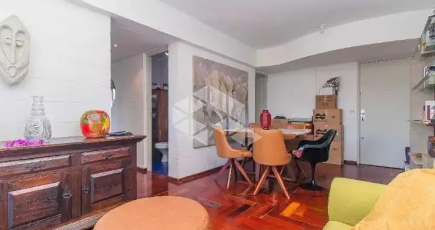 Apartamento j2 dormitórios 71,60 área privativa, elevadoe e garagem , bairro bom fim.