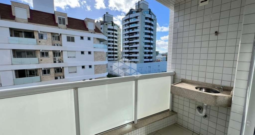 APARTAMENTO SEMIMOBILIADO COM 2 QUARTOS SENDO 1 SUÍTE  2 VAGAS E VISTA PANORÂMICA NA TRINDADE FLORIANÓPOLIS