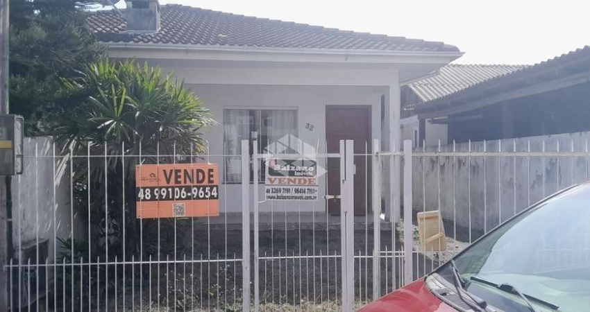 Casa 2 dormitórios sendo 1 suíte no Rio Vermelho - Florianópolis/SC
