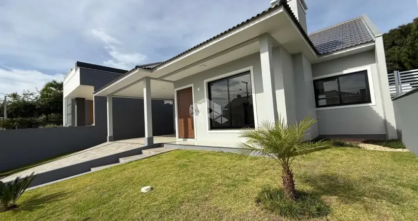 Casa 03 dormitórios (02 suítes) e piscina no condomínio fechado Terra Madre