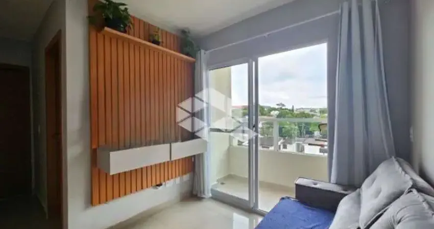 Apartamento de 2 quartos, sacada com churrasqueira e vaga no Morro Santana