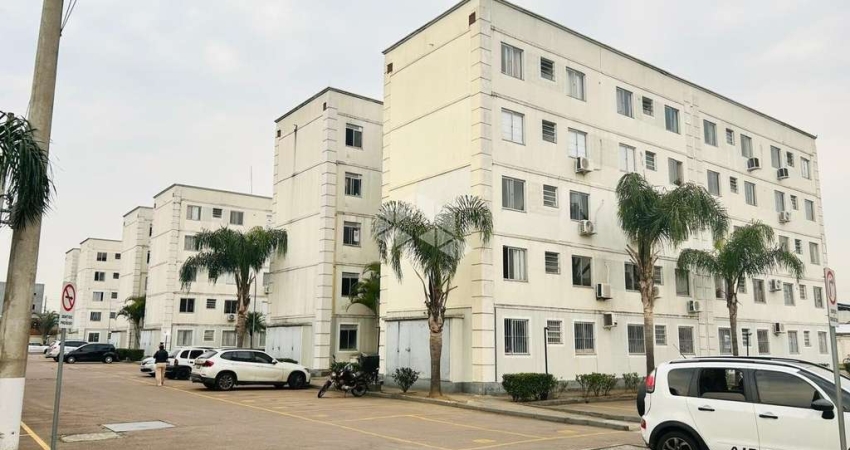 Apartamento 2 dormitórios com vaga de garagem - Bairro Igara em Canoas