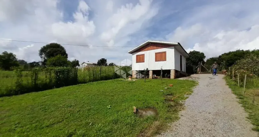 Casa com 2 quartos à venda na Elisa Weissheimer Fetter, 190, Monte Verde, Farroupilha