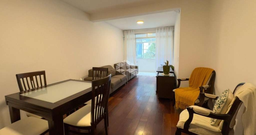 APARTAMENTO DE 3 QUARTOS/DORMITÓRIOS  NA TRINDADE