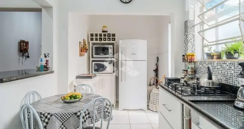 Apartamento com sacada no Bairro Santana