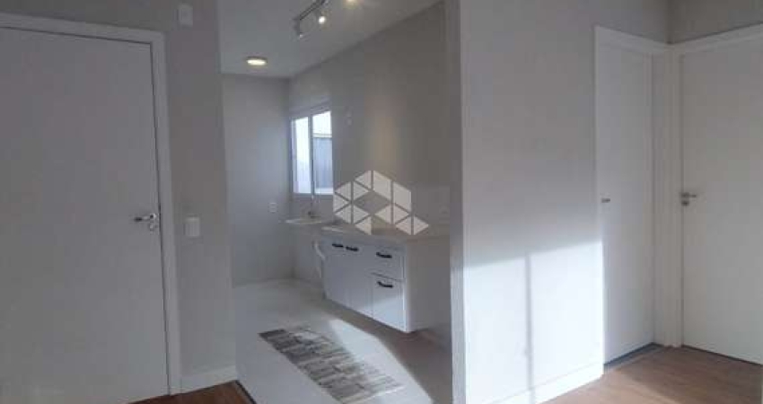 Apartamento semi mobiliado 2 quartos bem localizado na Restinga