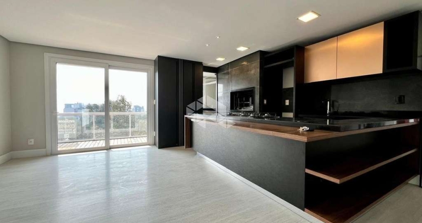Apartamento a venda com 3 dormitórios, uma suite e 97 m² privativos.