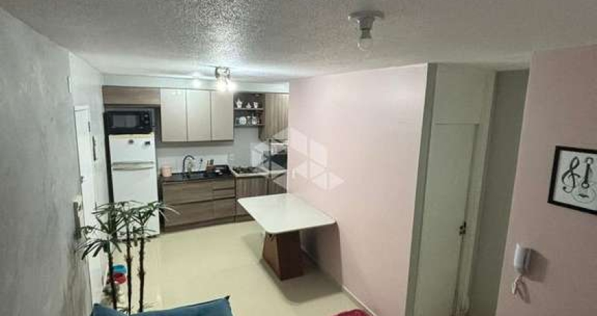 Apartamento com 2 dormitórios, 01 vaga no Bairro Fátima, Canoas