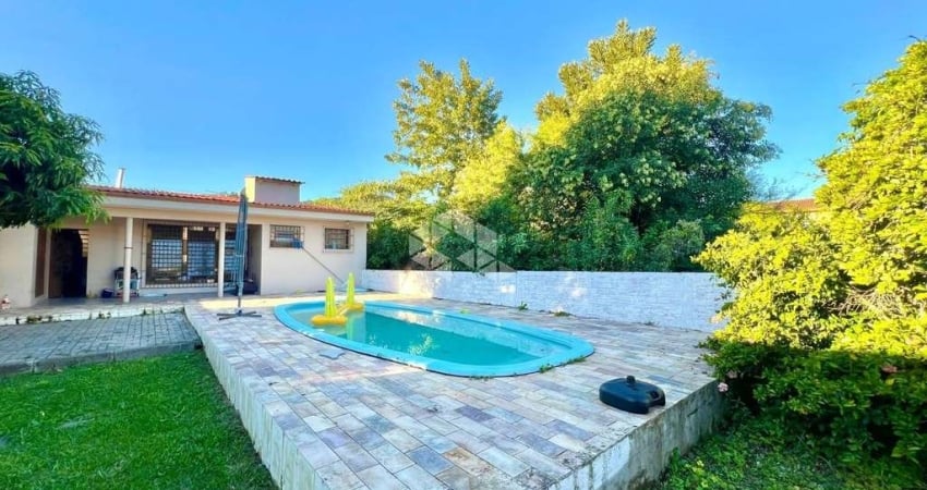 Casa Térrea à Venda - Ampla, Completa e com Excelente Localização!