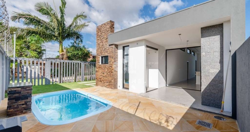 CASA EM CONDOMÍNIO COM 3 SUÍTES
