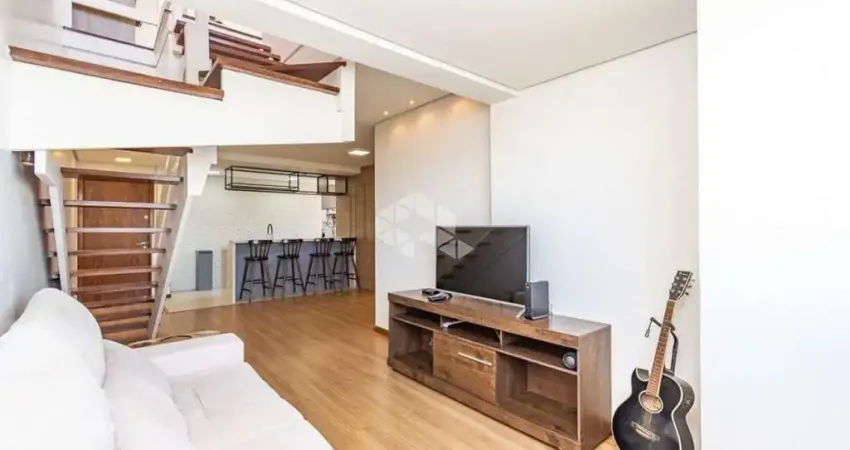 Cobertura à venda com 3 dormitórios e 192 m² no bairro Chácara das Pedras