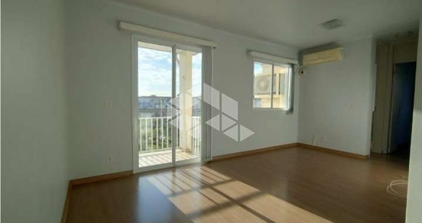 Apartamento de 2 dormitórios e 1 vaga de garagem, no bairro Humaitá, em Porto Alegre.