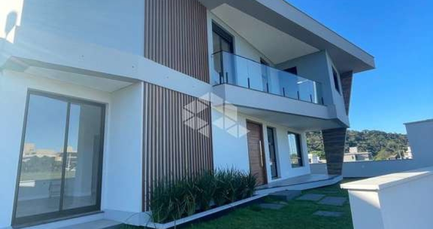 Casa com 3 quartos/dormitórios (suítes) à venda no Loteamento Villa Pamplona, Rio Tavares por R$ 2.200.000,00