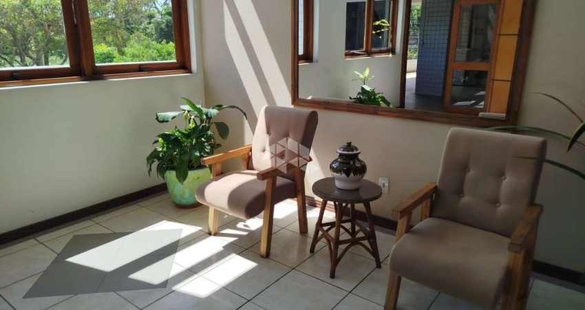 Apartamento 2 dormitórios na Avenida Cavalhada em Porto Alegre