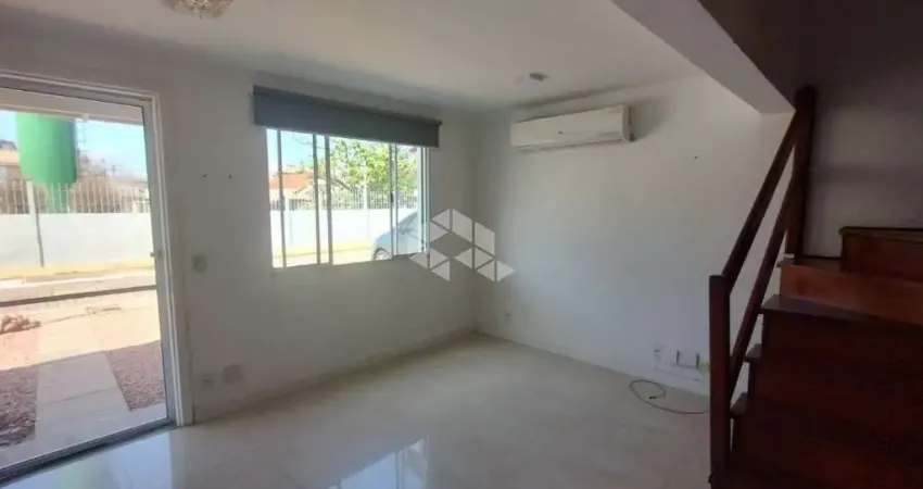 Sobrado em Condomínio Fechado com 3 Dormitórios e Infraestrutura Completa.