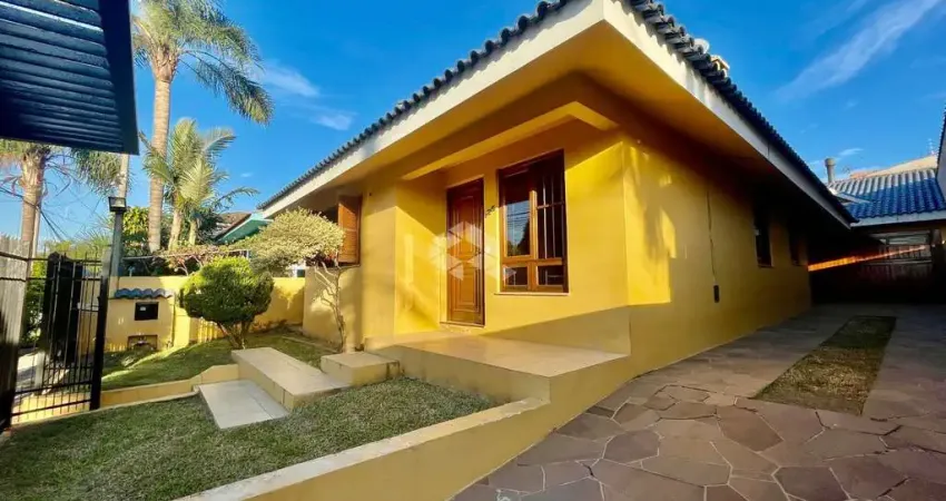 Casa com 3 quartos à venda na dos Ciprestes, 125, Pinheiro Machado, Santa Maria