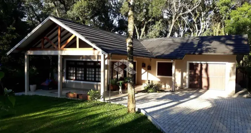 Casa com 2 quartos à venda na Olmiro Vicente De Athayde, 48, Alpes Verdes, Canela
