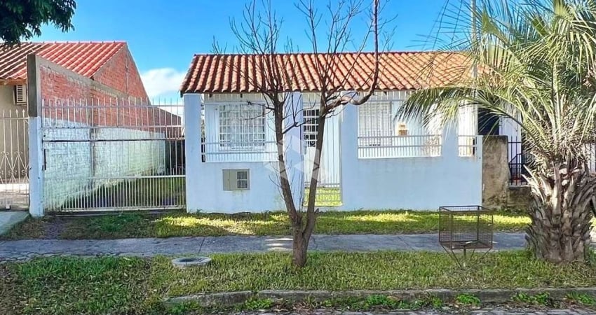 Casa com 2 quartos à venda na Moacir Antunes Santana, 166, Diácono João Luiz Pozzobon, Santa Maria