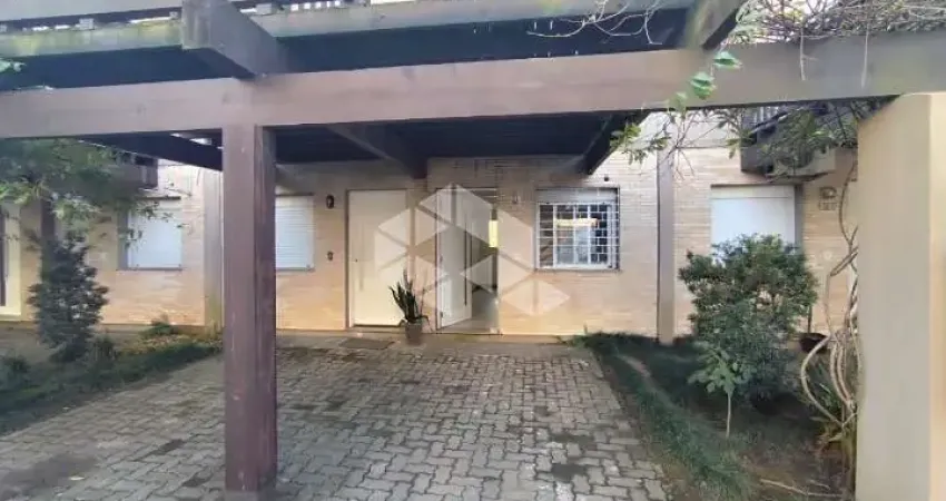Casa Condomínio, 3 dormitórios, ampla Suíte, garagem, Ipanema.