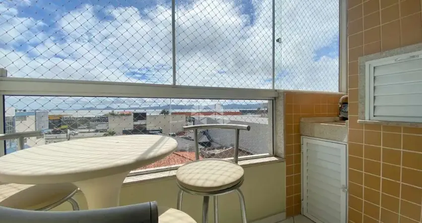 Apartamento com 3 quartos/dormitórios no bairro Jardim Cidade de Florianópolis, em São José - SC