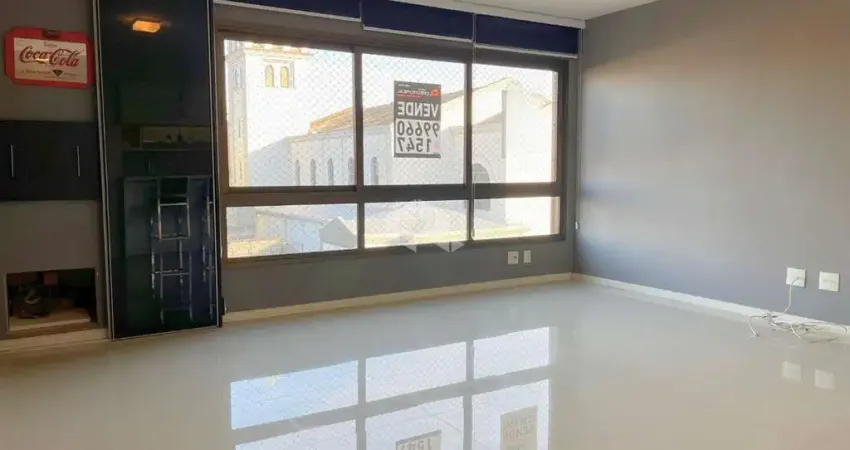 Apartamento 3 quartos, sendo 01 suíte e 2 vagas no bairro petrópolis