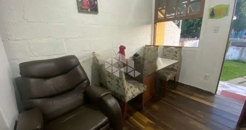 Casa com 2 quartos à venda na Professor Wilson Larré Pereira, 1116, Morada da Colina, Guaíba