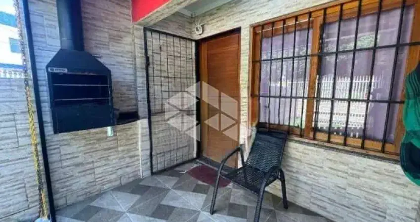 Casa com 2 quartos, 1 vagas de garagem coberta no bairro parque dos eucaliptos em gravataí - rs