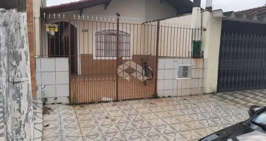 Casa com 2 quartos à venda na Rua Santana do Ipanema, 1181, Cidade Ocian, Praia Grande