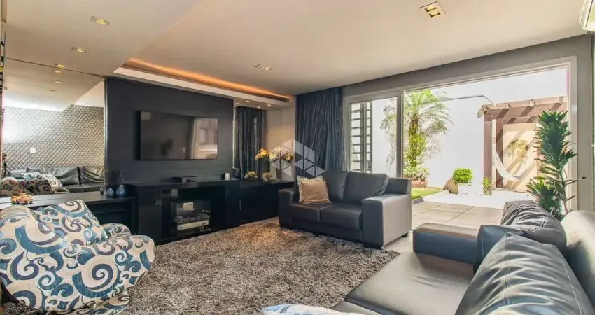 Garden semimobiliado com suíte, lareira e amplo espaço externo