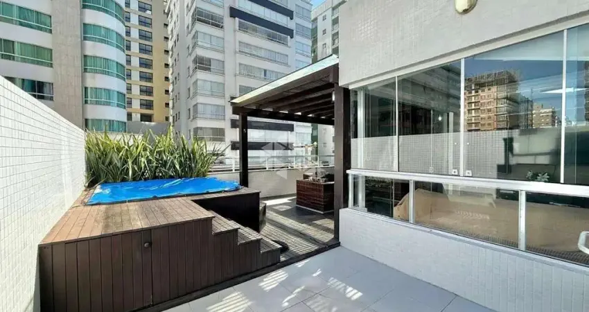 Apartamento mobiliado e decorado, 02 dormitórios, terraço, no bairro navegantes, em capão da canoa/rs.