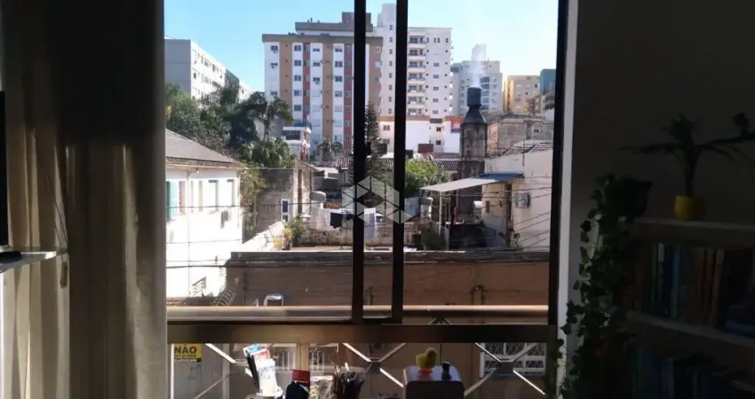 Apartamento de 1 dormitório com vaga de garagem no bairro centro em santa maria
