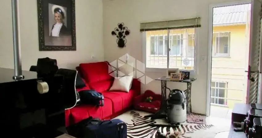 Casa com 2 quartos à venda na Rua Máximo Pedro Zulian, 56, Charqueadas, Caxias do Sul