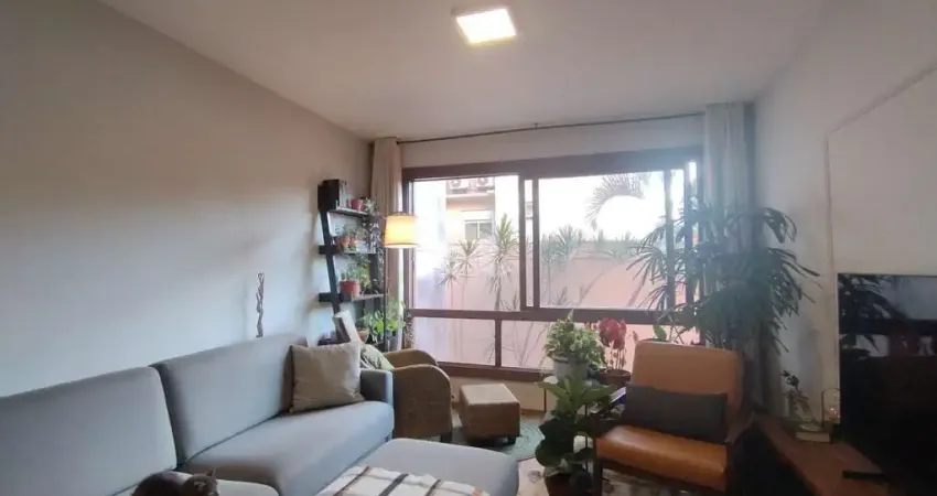 Apartamento com 3 quartos à venda na Rua Faria Santos, 135, Petrópolis, Porto Alegre