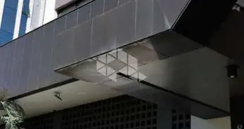 Sala comercial com garagem e banheiro privativo no bairro boa vista próximo a av. carlos gomes