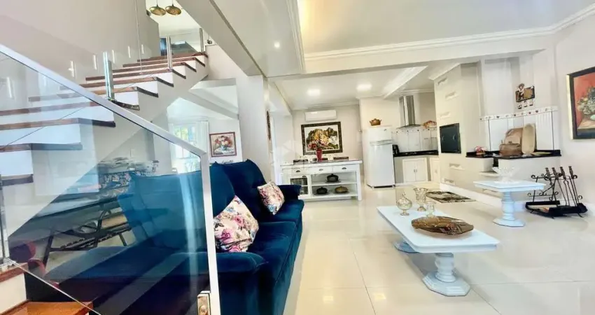 Casa com 3 quartos à venda na Rua Radialista Fredy Germano, 402, Juscelino Kubitschek, Santa Maria