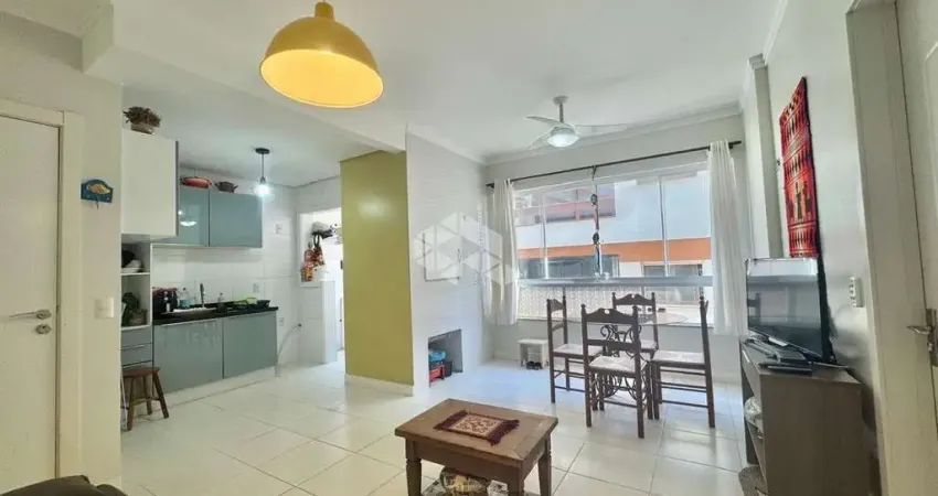 Apartamento de 01 quarto, mobiliado, banheiro social, no centro de capão da canoa.