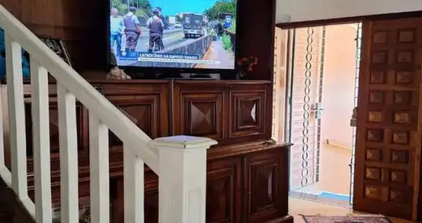 Casa com 3 quartos à venda na Rua Gil Eanes, 478, Campo Belo, São Paulo