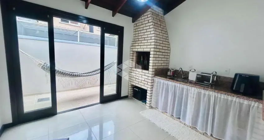 Casa sobrado 2 dormitórios, 2 banheiros, vaga de garagem coberta - rio branco - canoas / rs