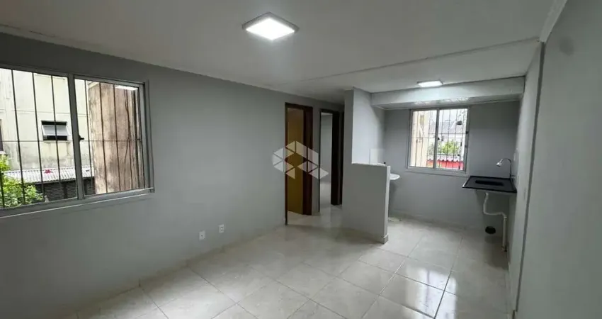 Apartamento reformado de 2 quartos no residencial cavalhada