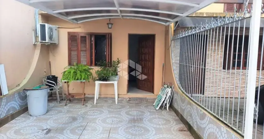 Casa com 2 quartos à venda na Rua José Júlio Krebs, 58, Hípica, Porto Alegre