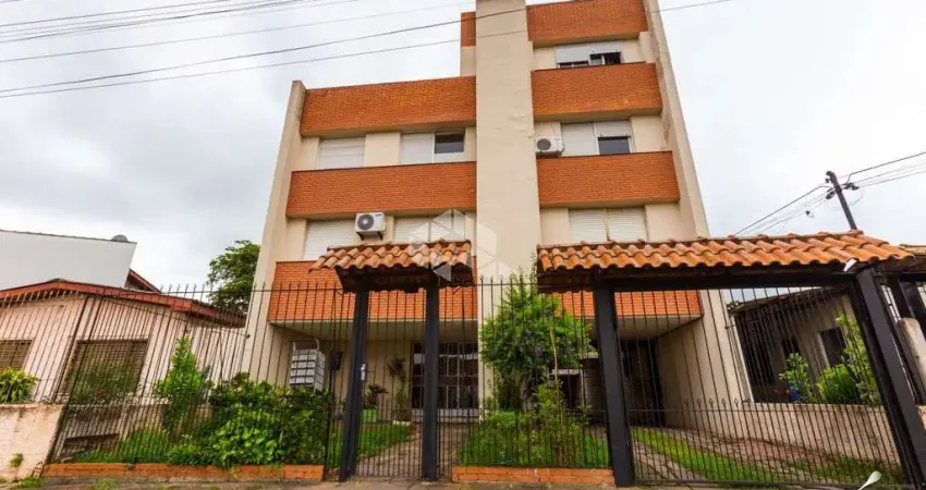 Apartamento desocupado à venda no bairro partenon, com 2 dormitórios, dependência de empregada, 2 banheiros e vaga de garagem