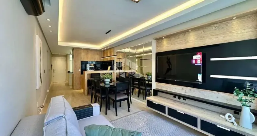 Apartamento 2 quartos, com box de garagem mobiliado e decorado no bairro navegantes em capão da canoa