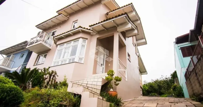 Casa com 3 quartos à venda na Rua Marcos Nardon, 260, Fenavinho, Bento Gonçalves