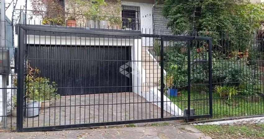 Casa 03 dormitórios, 180m² área privativa, bairro nonoai em porto alegre.