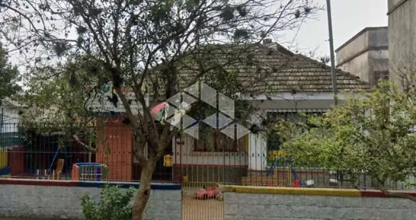 Casa com 2 quartos à venda na Rua Tenente Alpoim, 698, Vila João Pessoa, Porto Alegre
