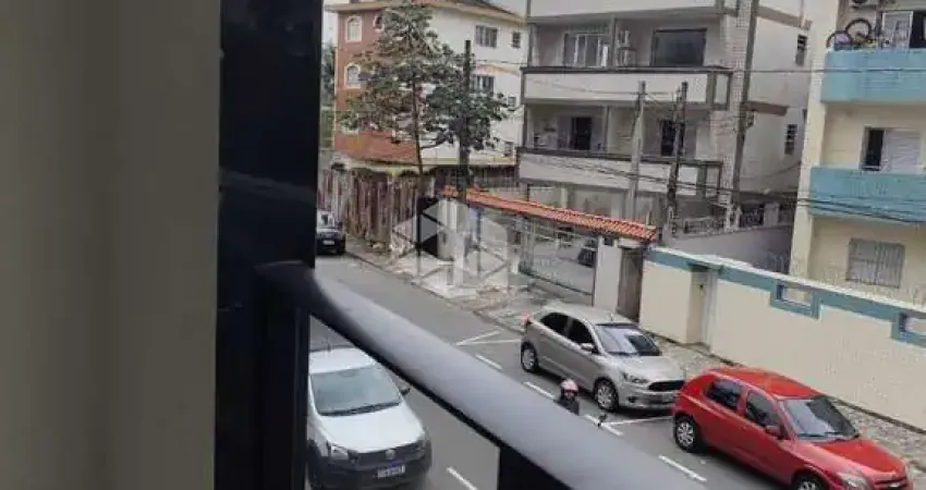 Casa em condomínio fechado a venda no boqueirão - praia grande, com 2 suites e 1 vaga