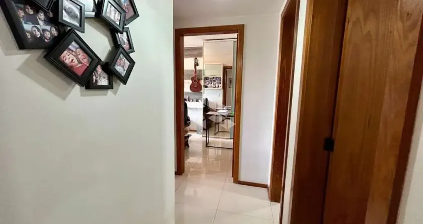 Apartamento 2 dormitórios,1 vaga coberta, sacada , bairro cidade baixa, em porto alegre/rs.s.