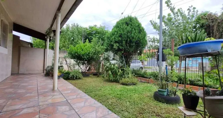 Casa à venda 3 quartos, 2 banheiros, garagem, pátio amplo, no bairro hípica, poa/rs