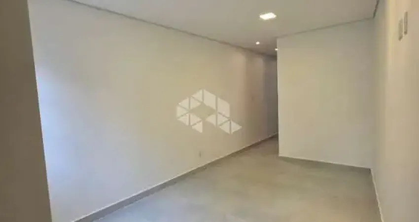 Casa à venda a 900 metros do metrô ipiranga com 2 suítes e 1 vaga de garagem